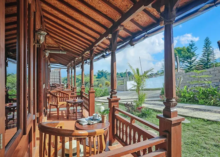 Navalia Villa *